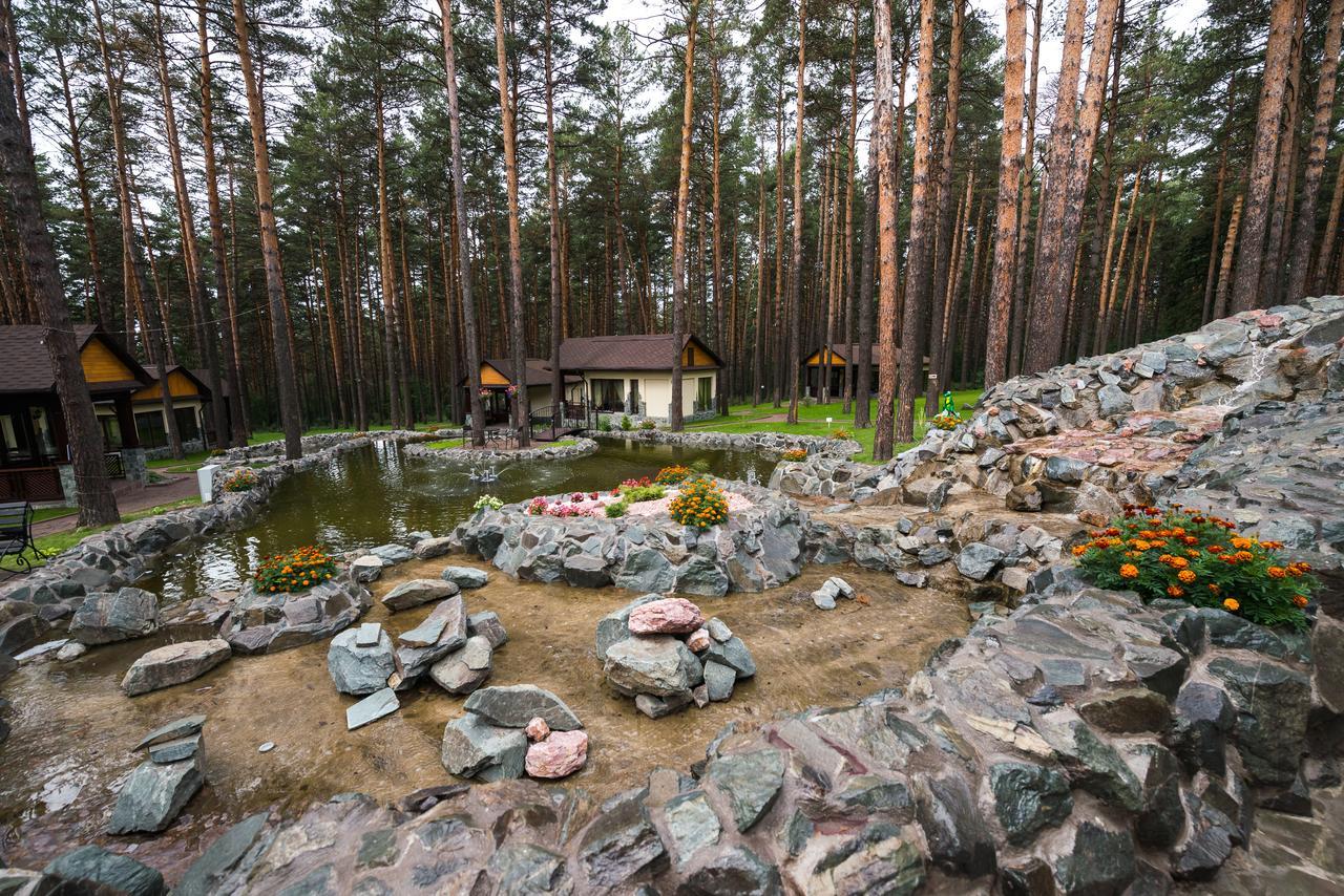 Park-Hotel Graal Kemerovo Zhuravlyovo Exteriér fotografie